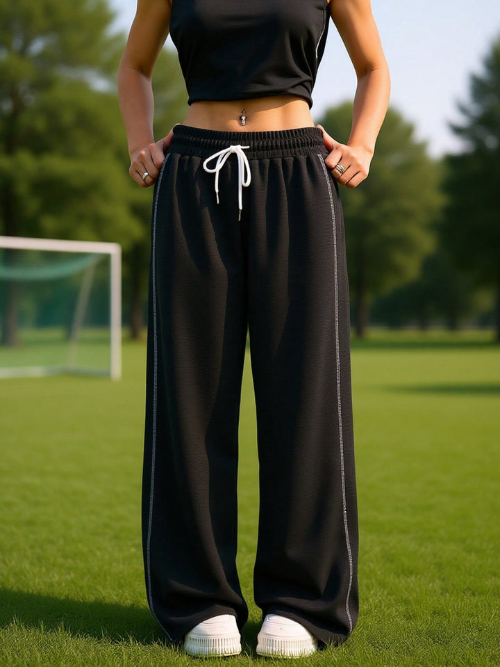 Pantaloni SHEIN, negru
