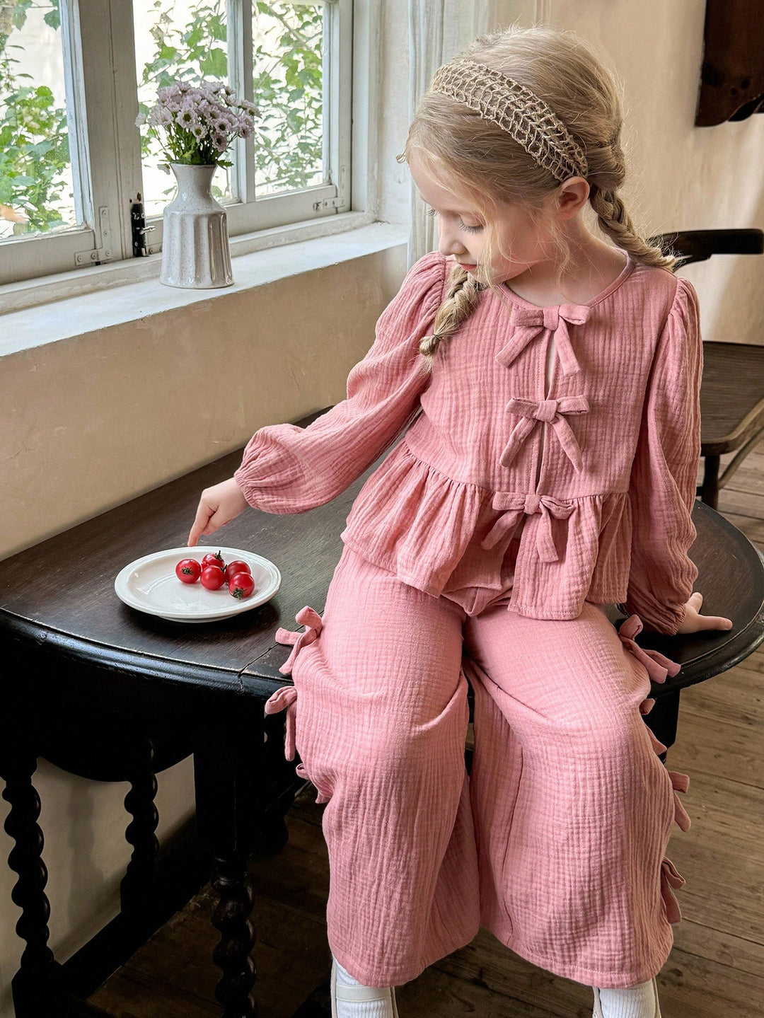 SHEIN együttes, rózsaszín