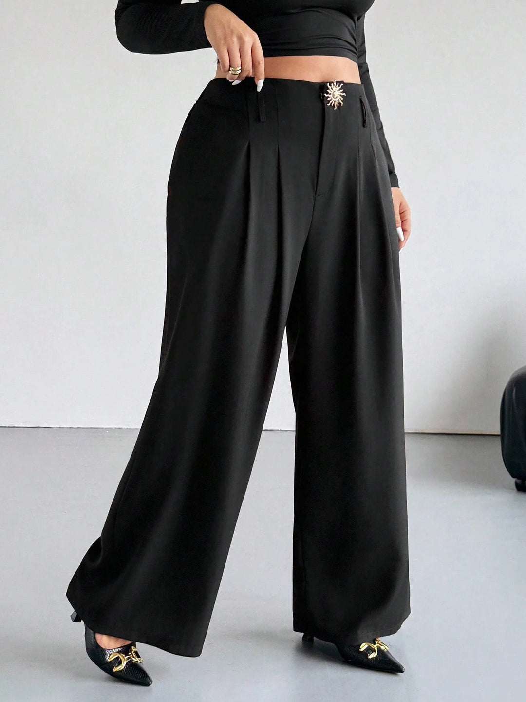 Pantaloni SHEIN, negru