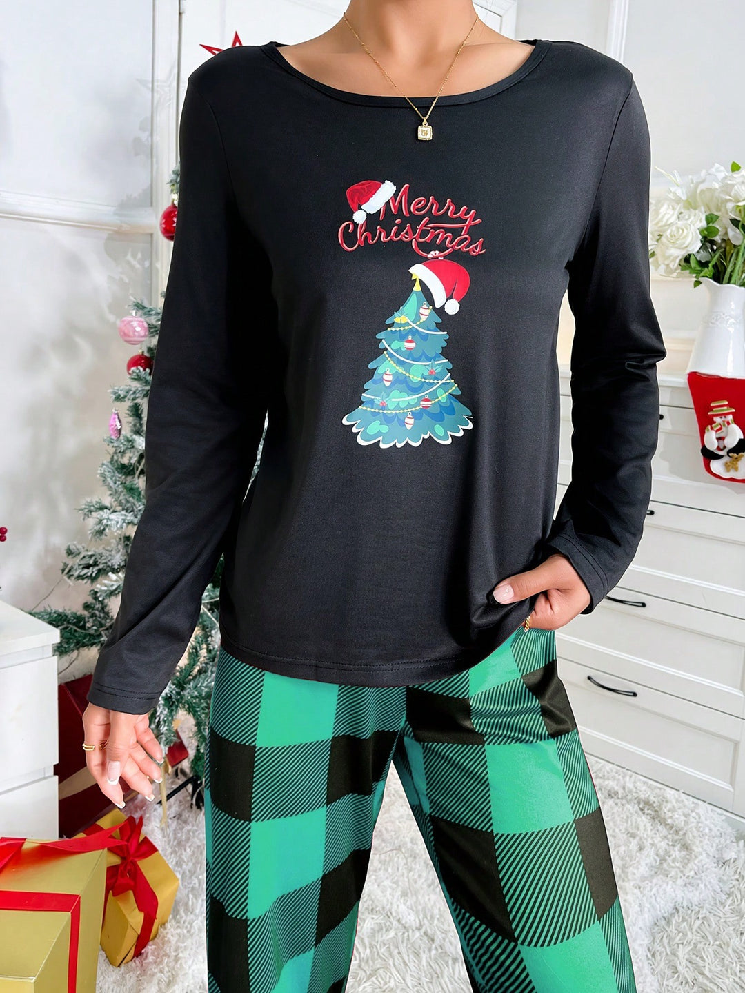 Pijama SHEIN, mix culori