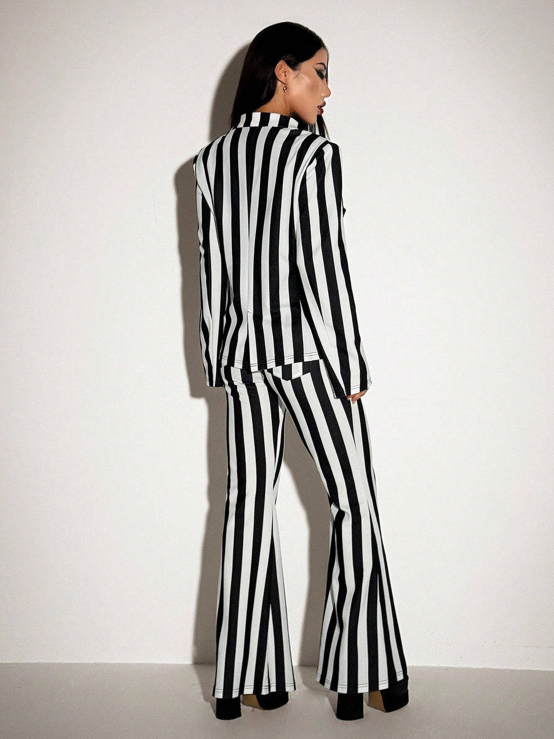 Costum SHEIN, negru