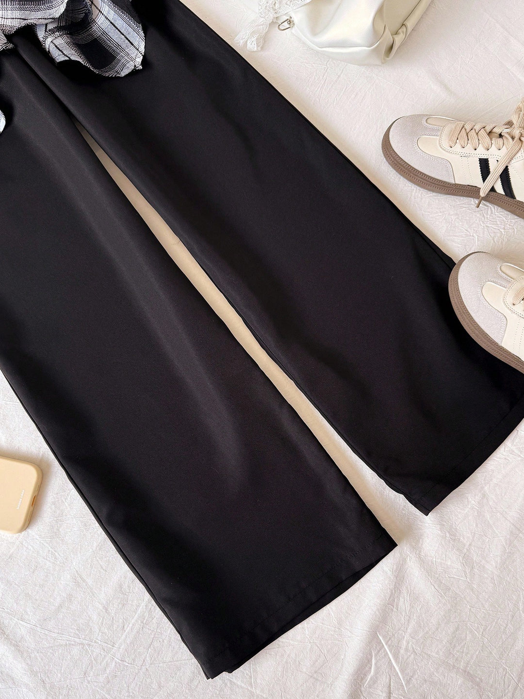 Pantaloni SHEIN, negru