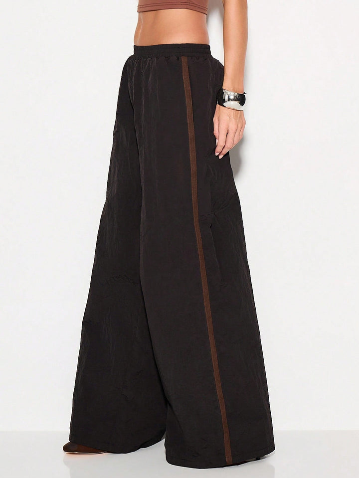 Pantaloni SHEIN, negru
