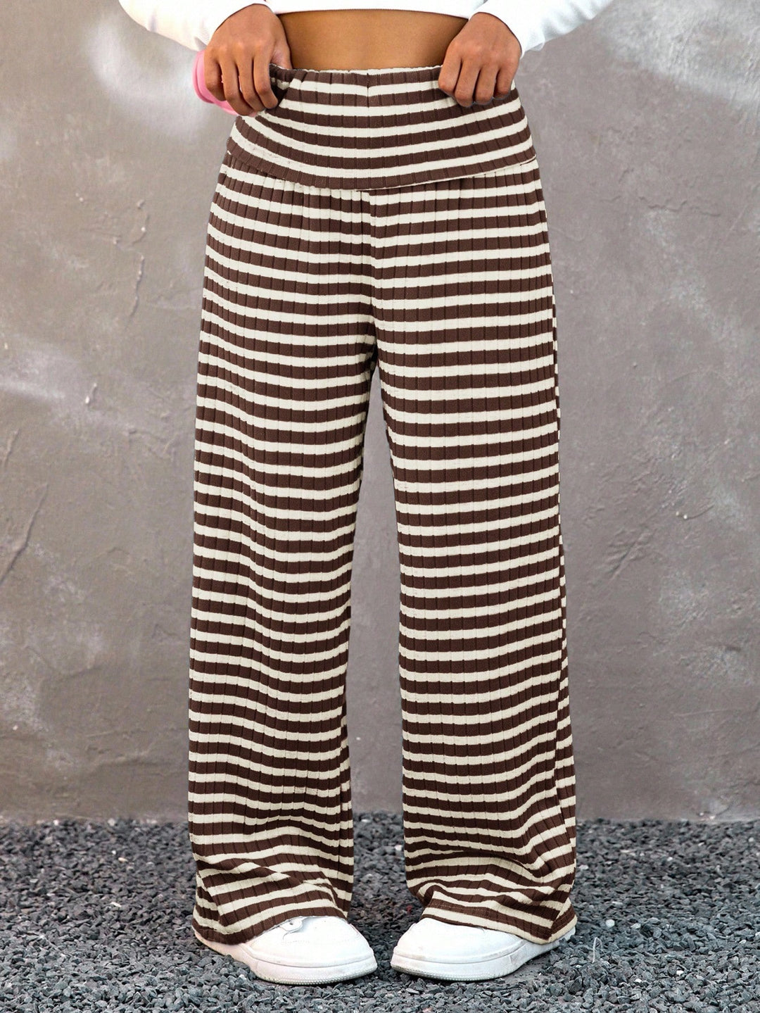 Pantaloni SHEIN, mix culori
