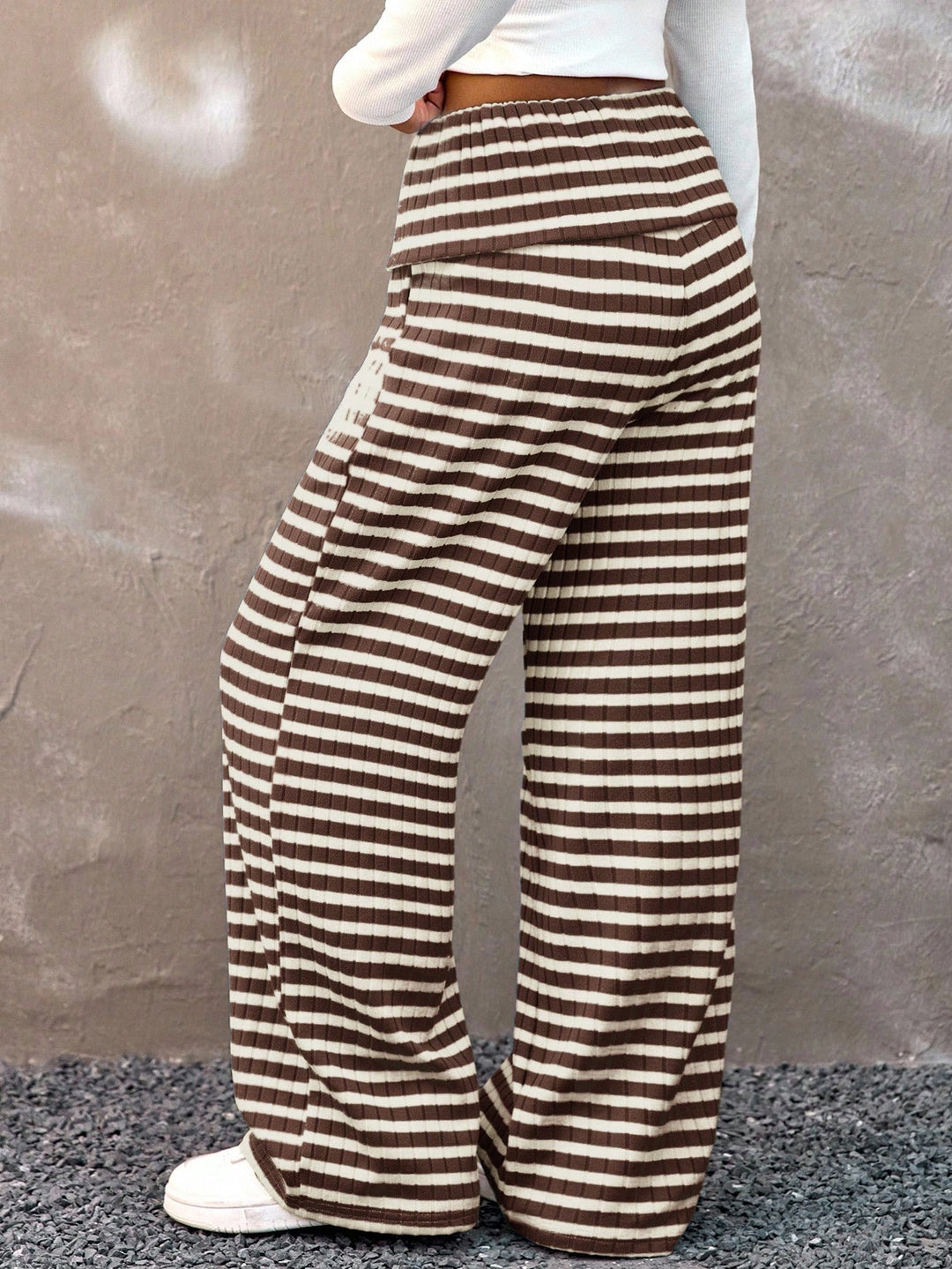 Pantaloni SHEIN, mix culori