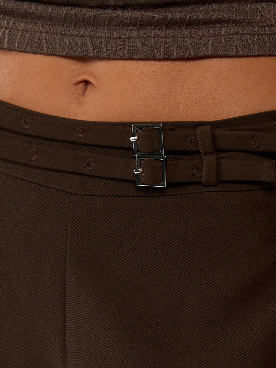 Pantaloni SHEIN, maro