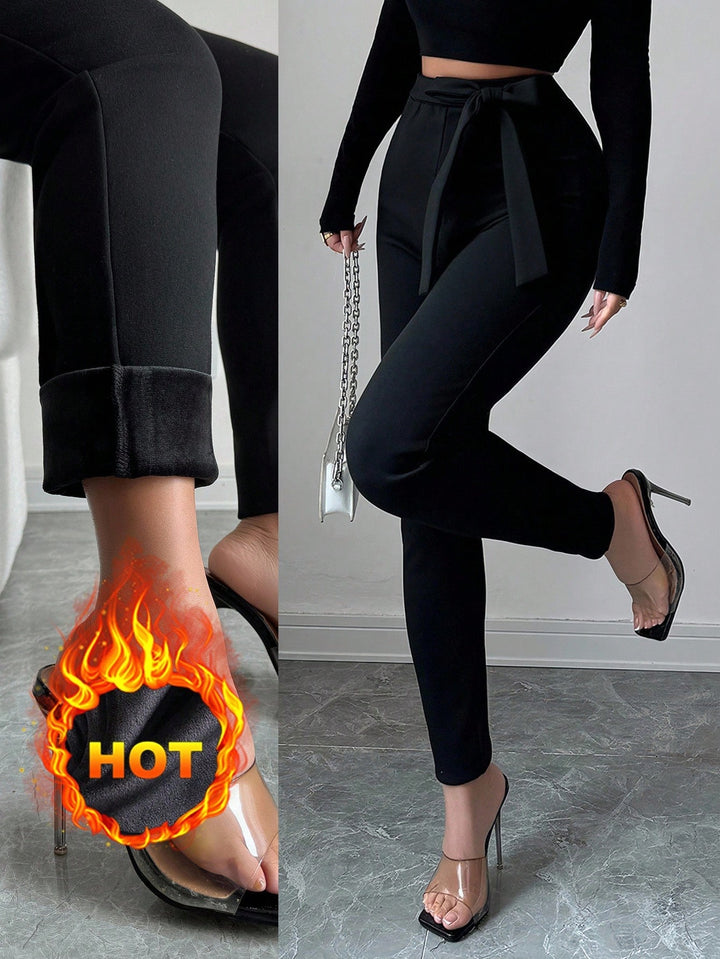 Pantaloni SHEIN, negru