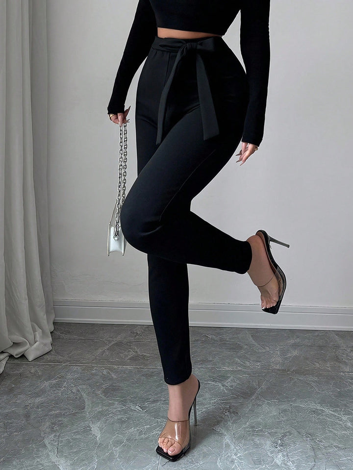 Pantaloni SHEIN, negru