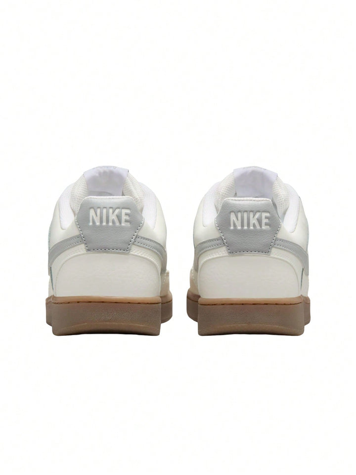 NIKE sportcipő, bézs