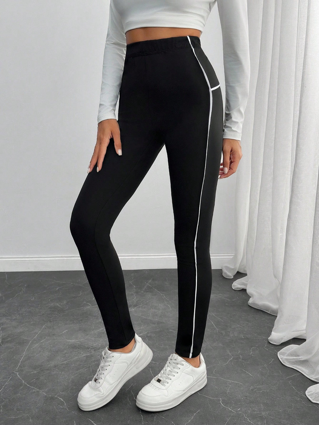 SHEIN leggings, fekete