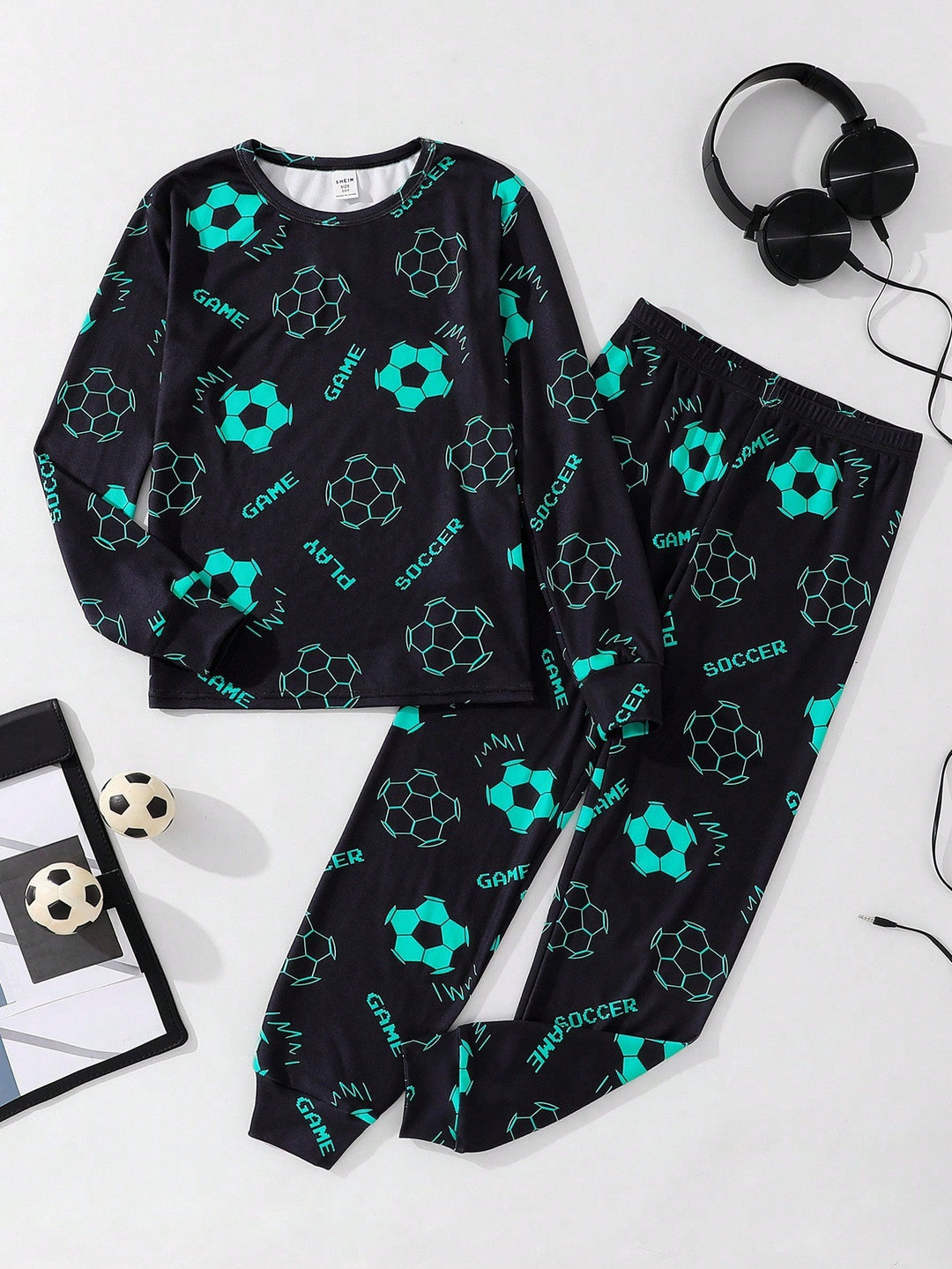 Set pijamale SHEIN, mix culori