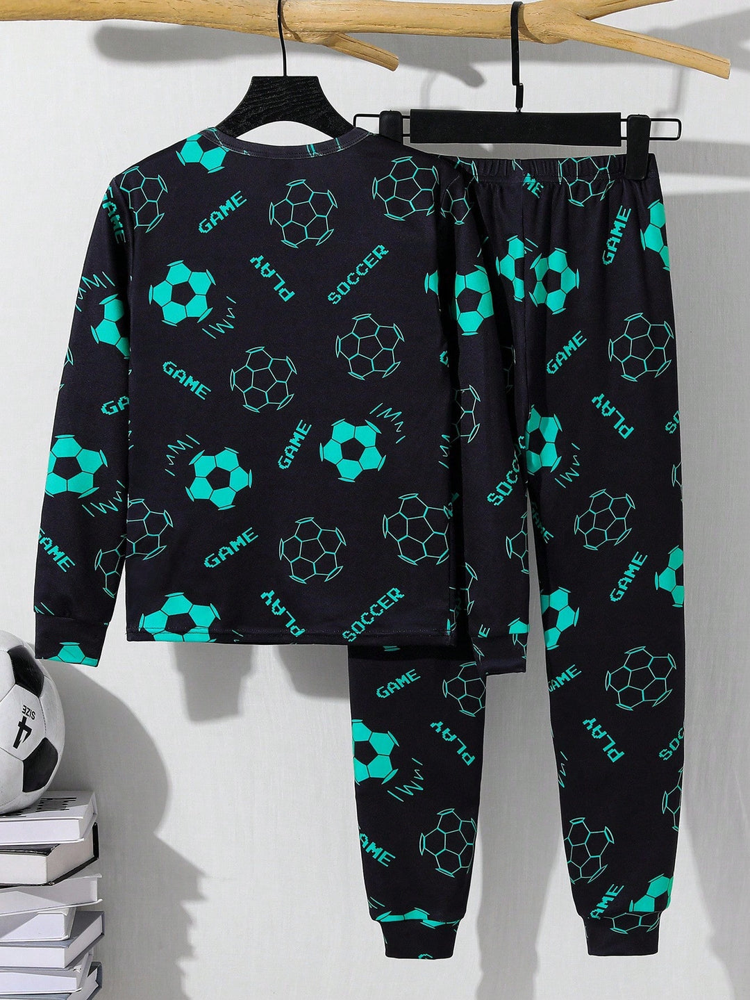 Set pijamale SHEIN, mix culori