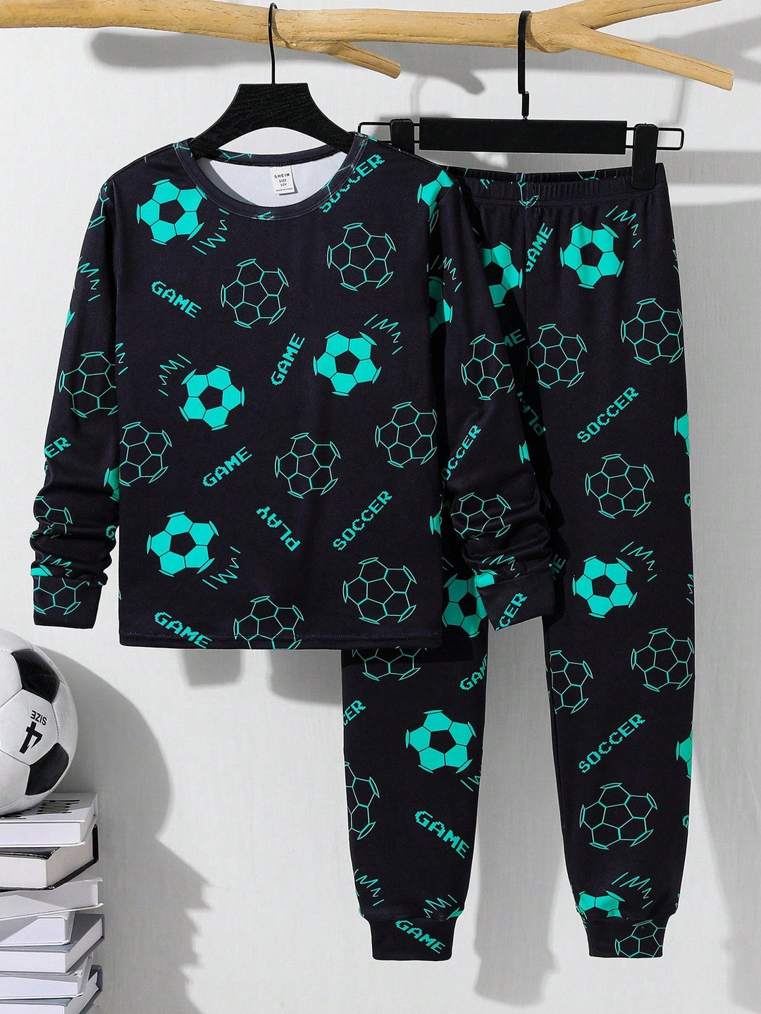 Set pijamale SHEIN, mix culori