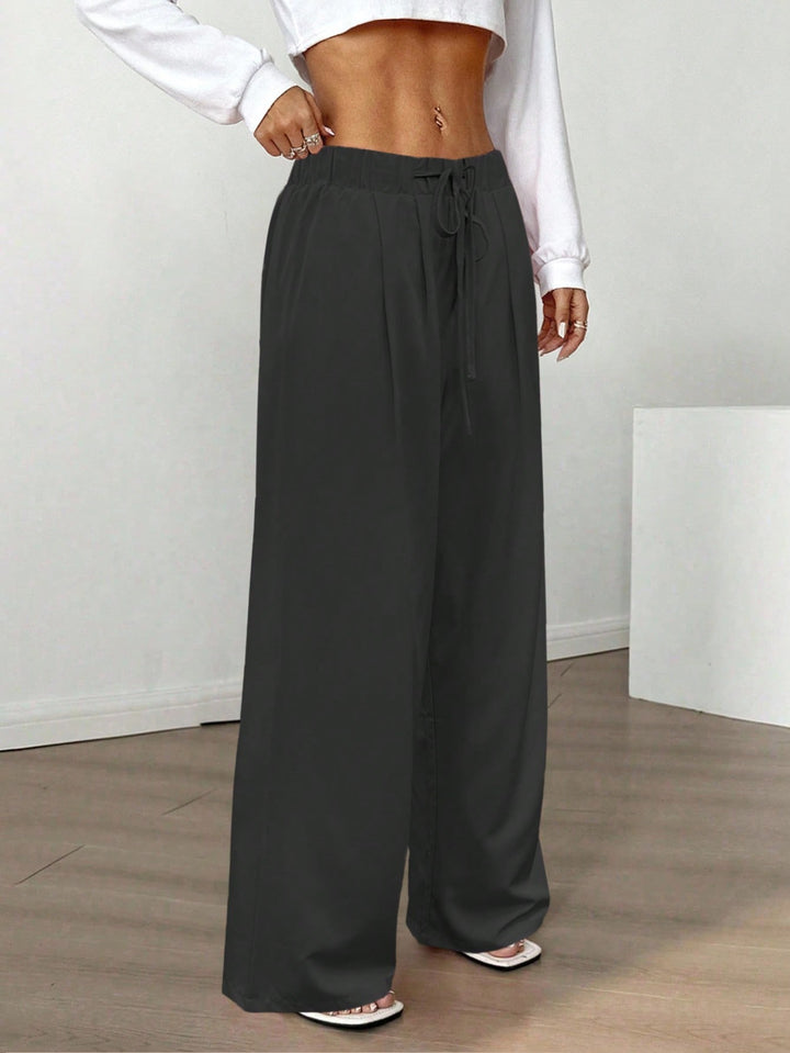 Pantaloni SHEIN, negru