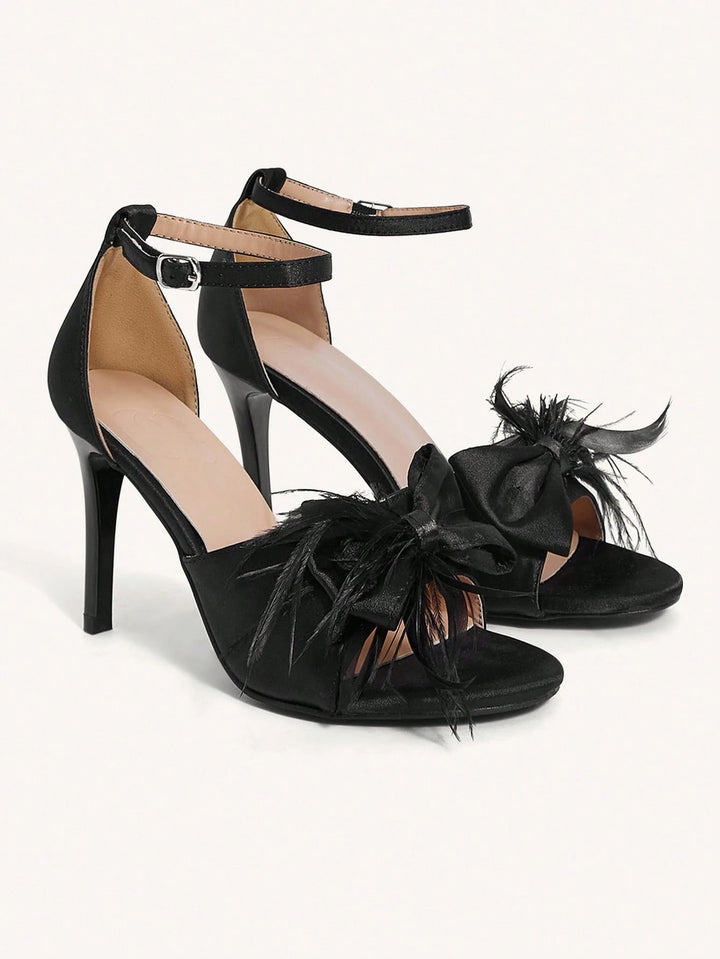 Sandale cu toc SHEIN, negru