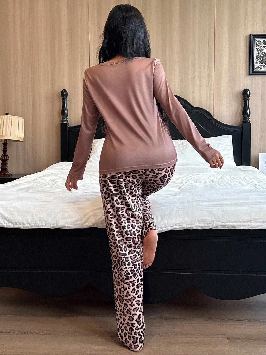 Pijama SHEIN, mix culori