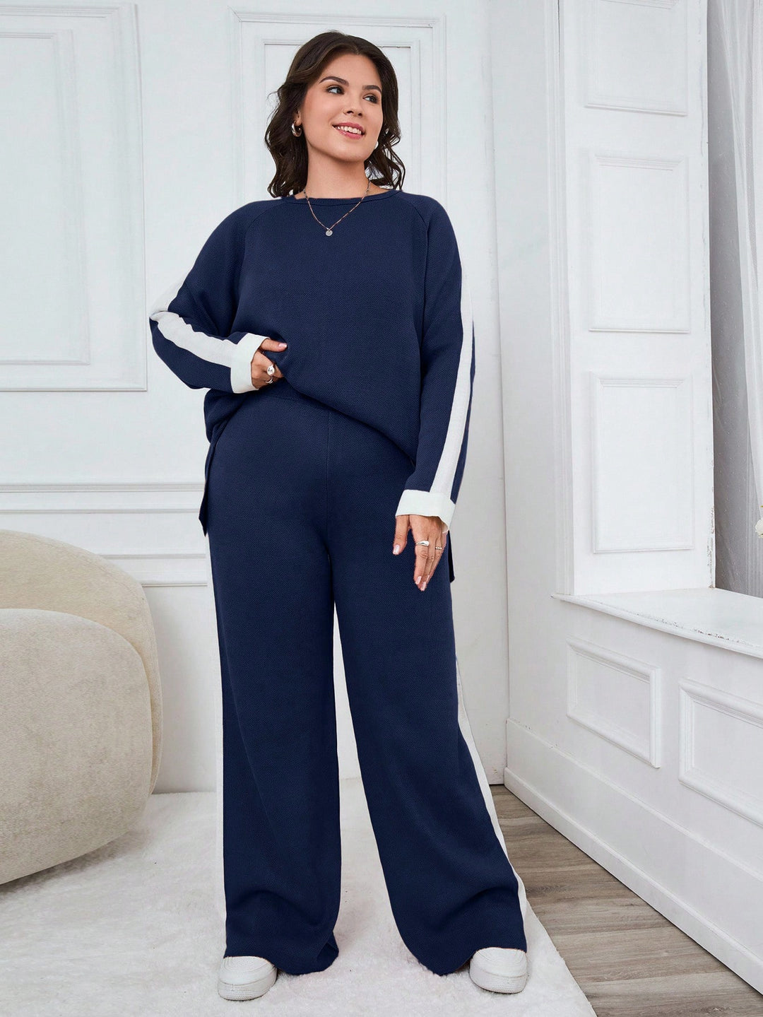 SHEIN együttes, kék