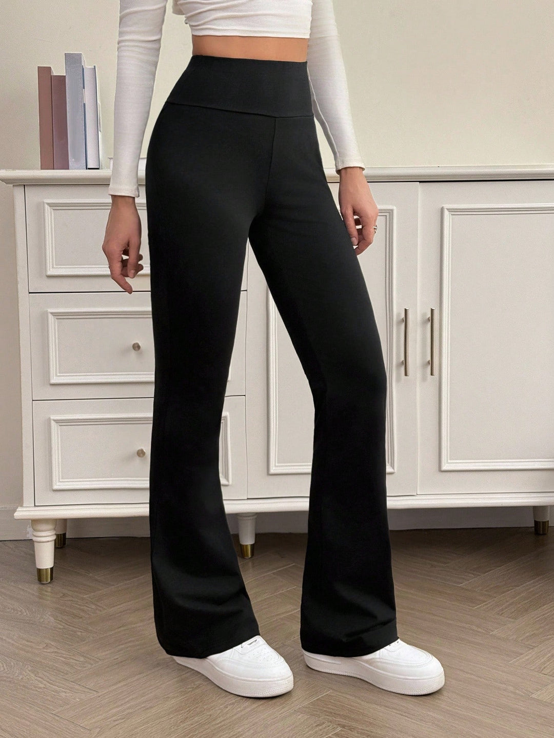 Pantaloni SHEIN, negru