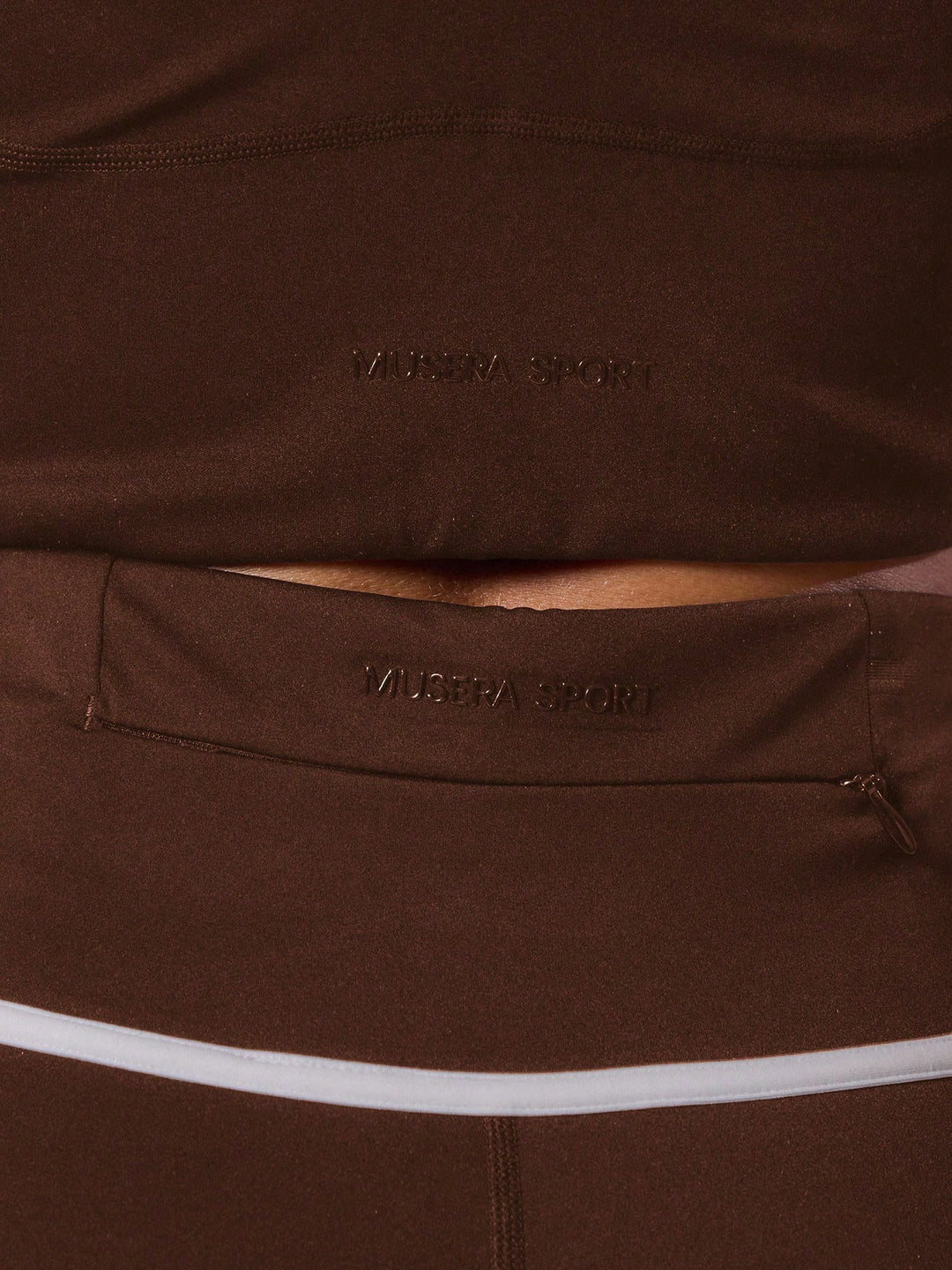Tricou SHEIN, maro