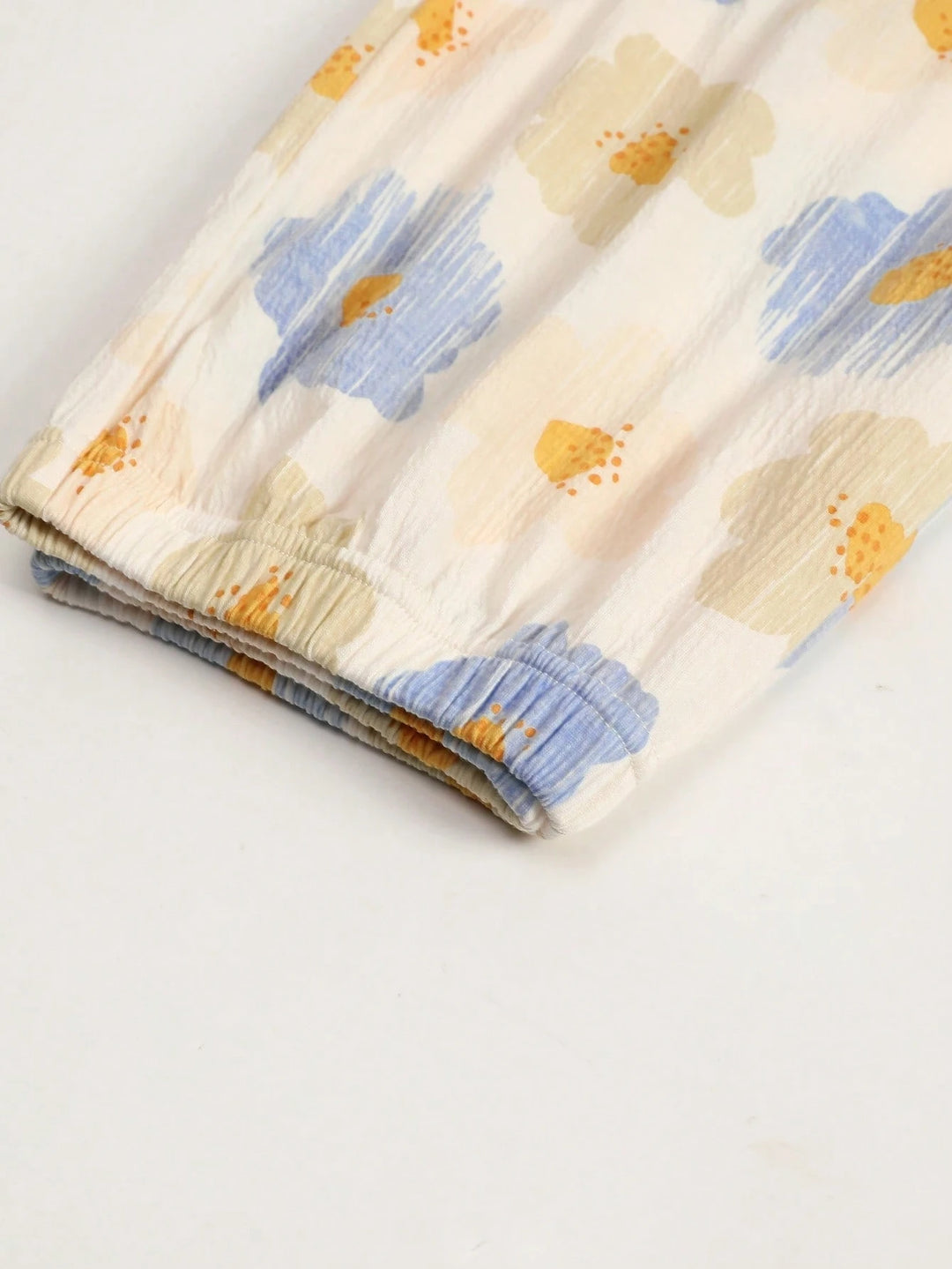 Compleu pijamale SHEIN, mix culori