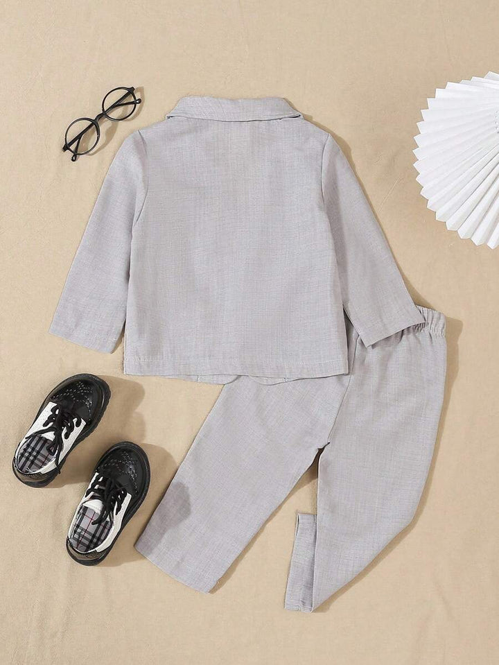 SHEIN együttes, szürke