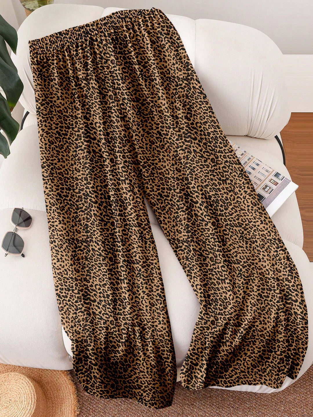 Pantaloni SHEIN, kaki