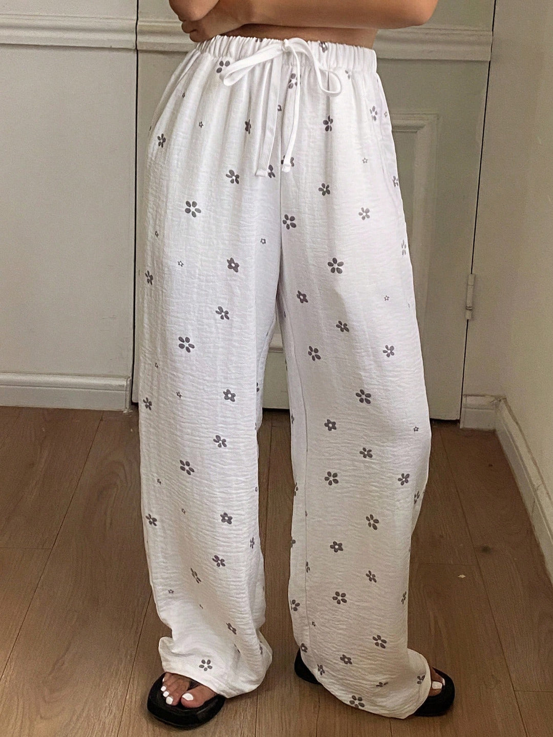 Pantaloni SHEIN, alb
