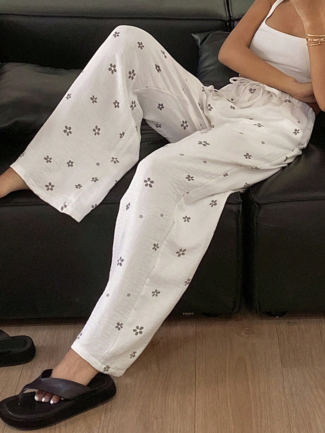Pantaloni SHEIN, alb