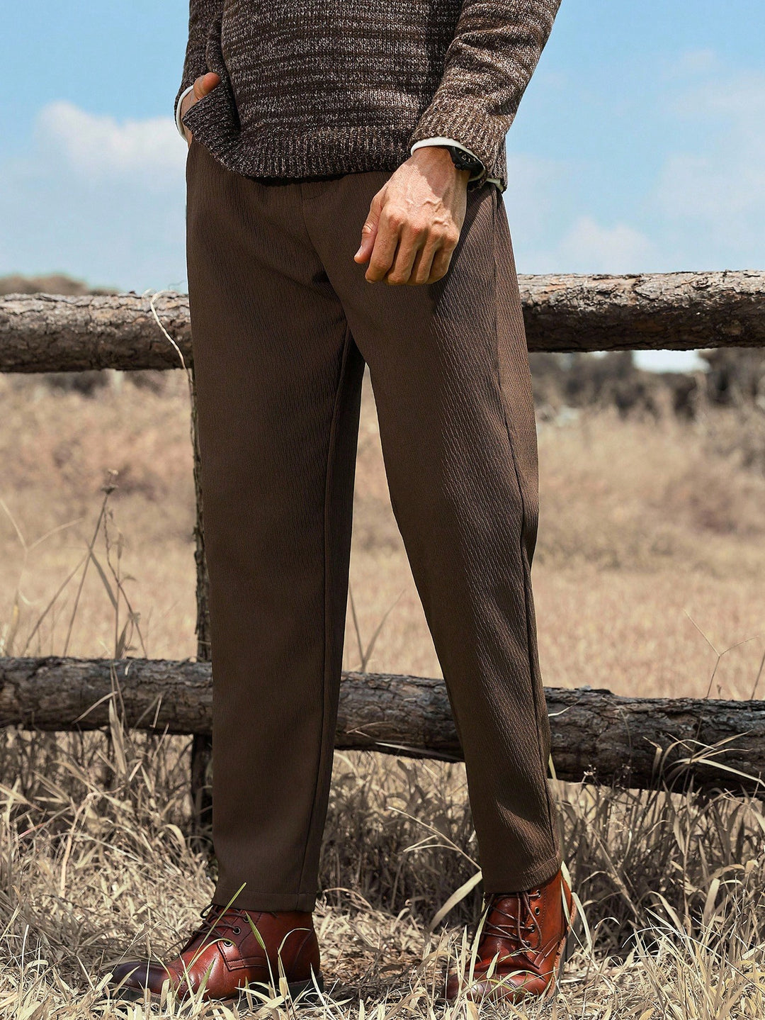 Pantalon SHEIN, maro