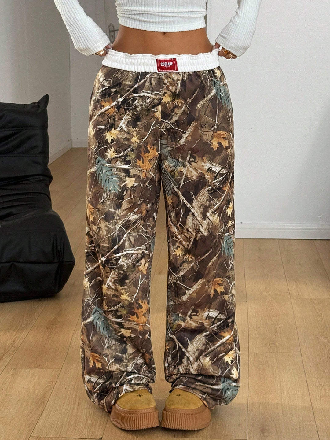 Pantaloni SHEIN, kaki