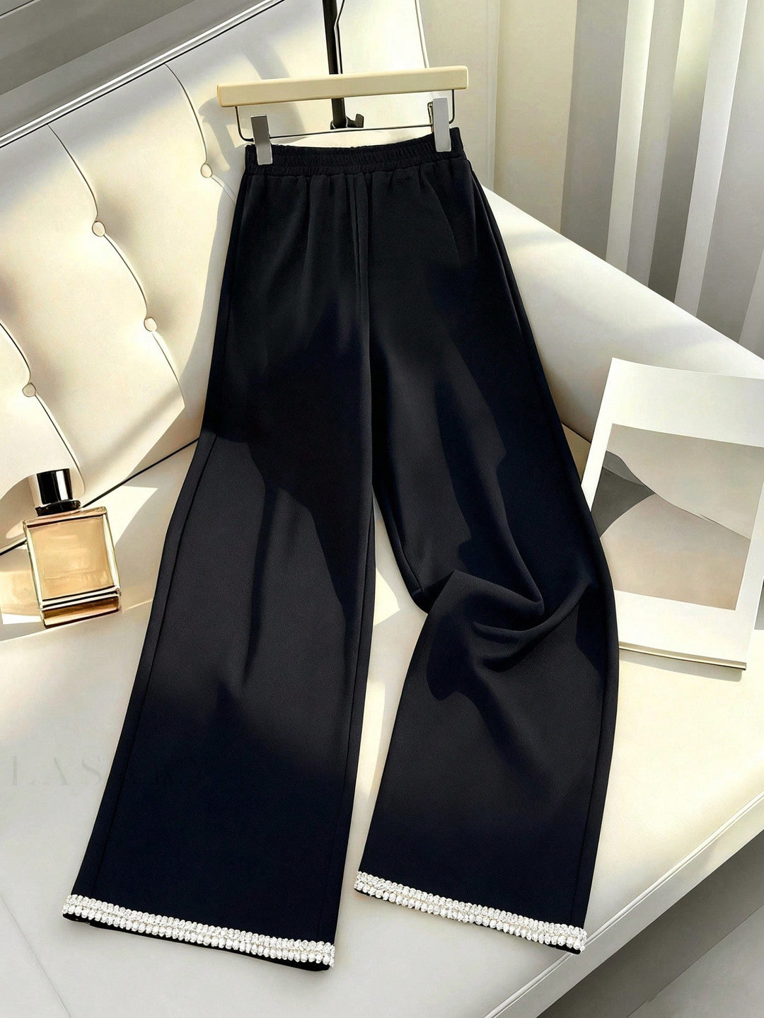 Pantaloni SHEIN, negru