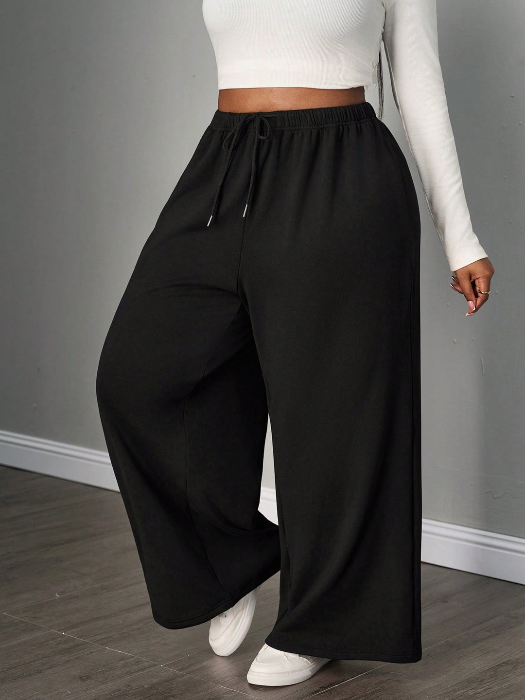 Pantaloni SHEIN, negru