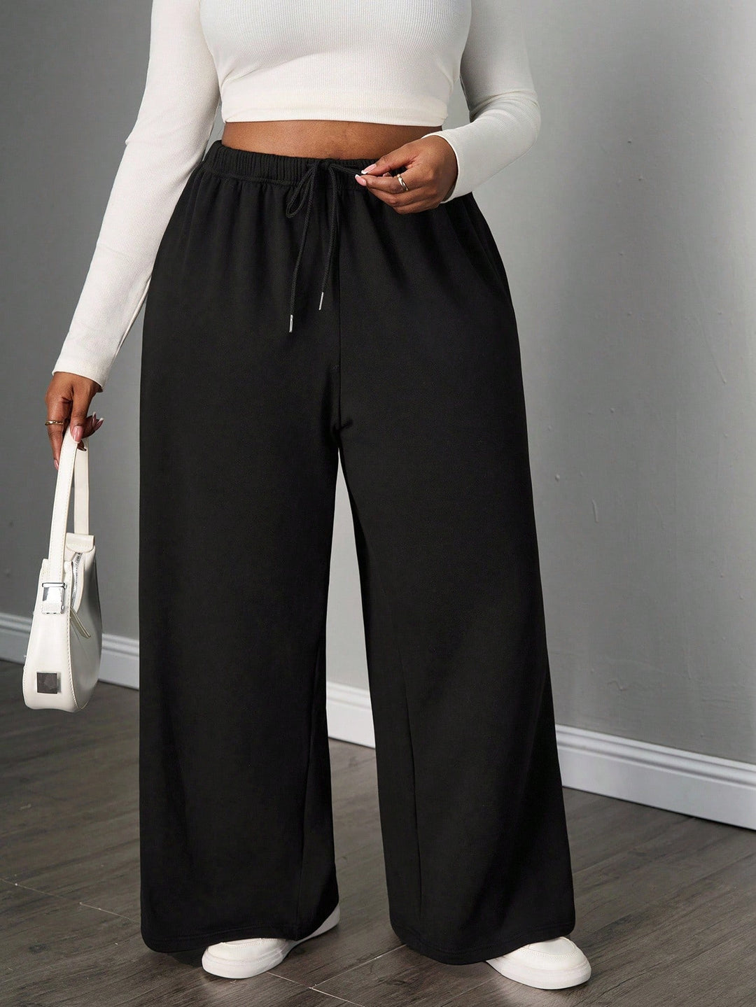 Pantaloni SHEIN, negru