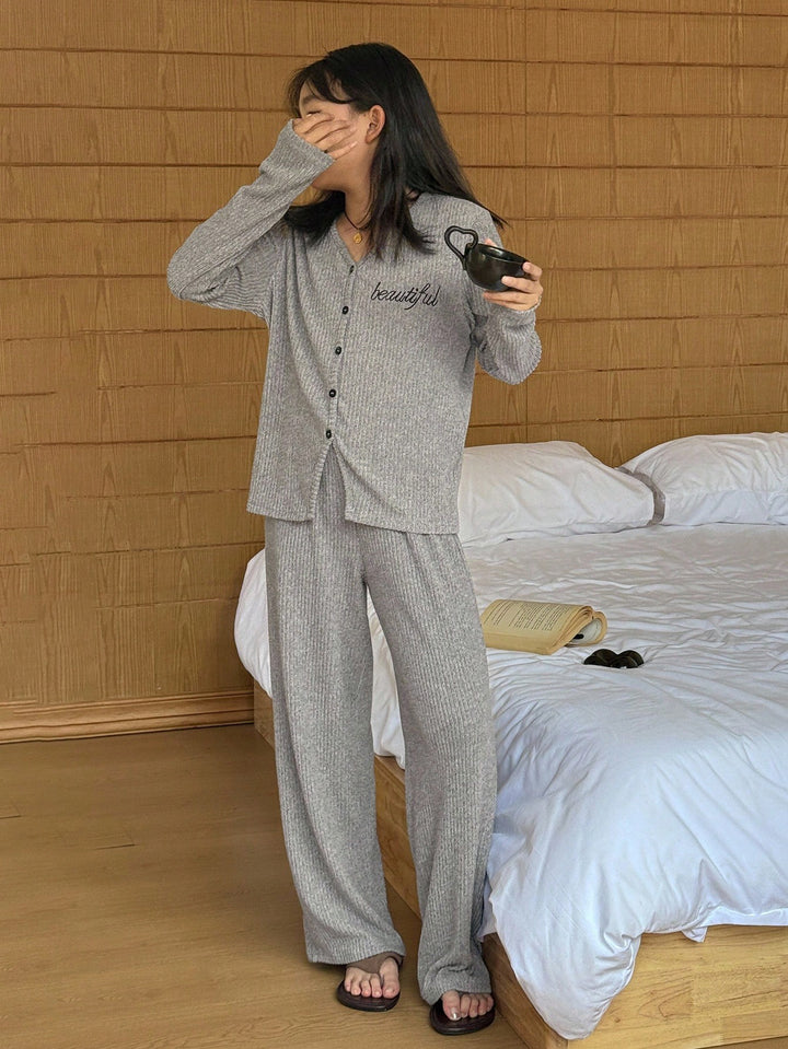 Pijama SHEIN, kaki
