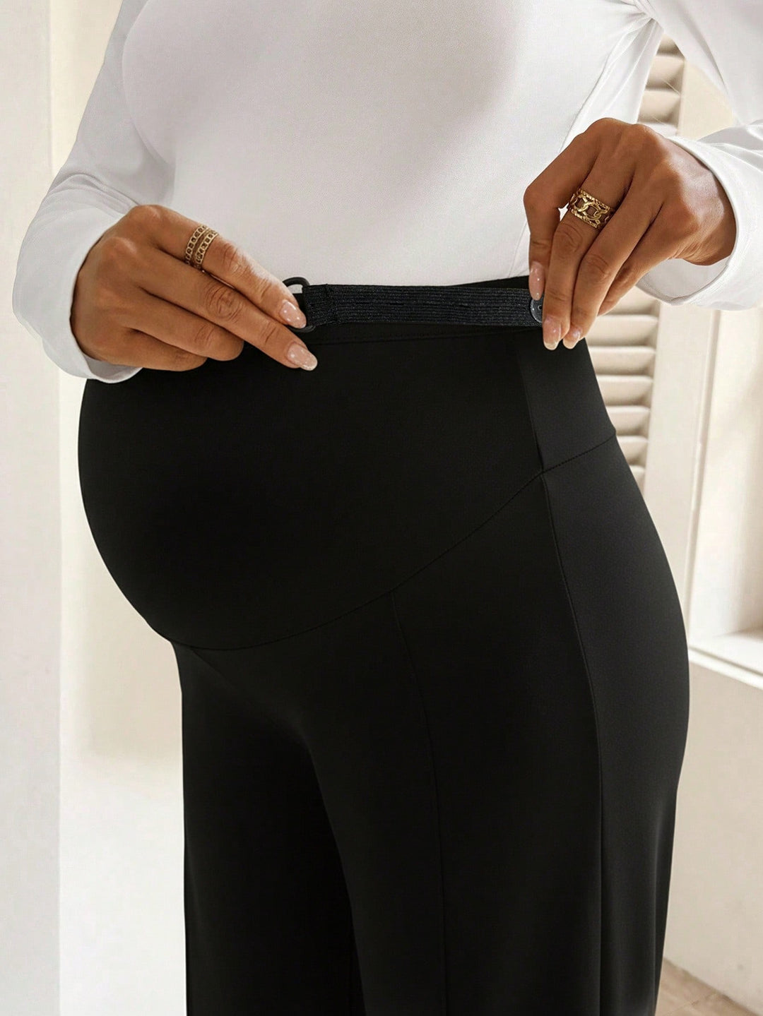Pantaloni SHEIN, negru