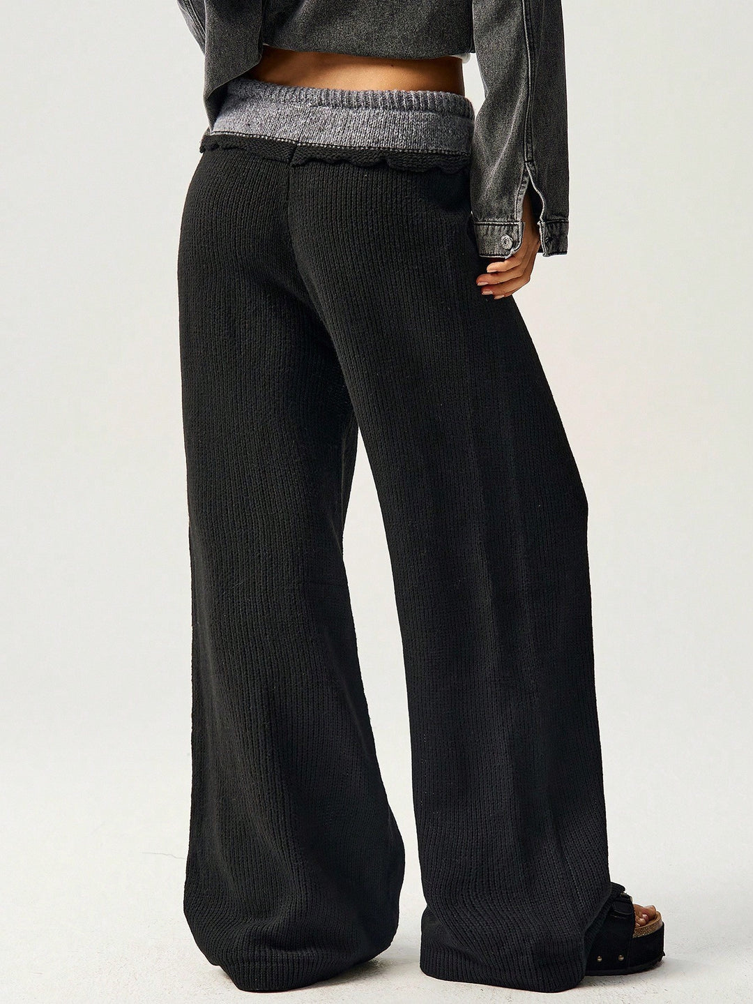 Pantaloni SHEIN, negru