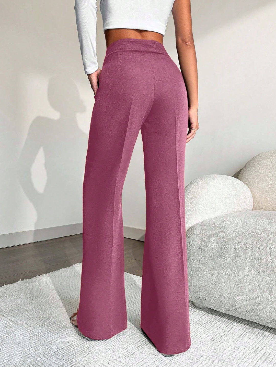 Pantalon SHEIN, roz