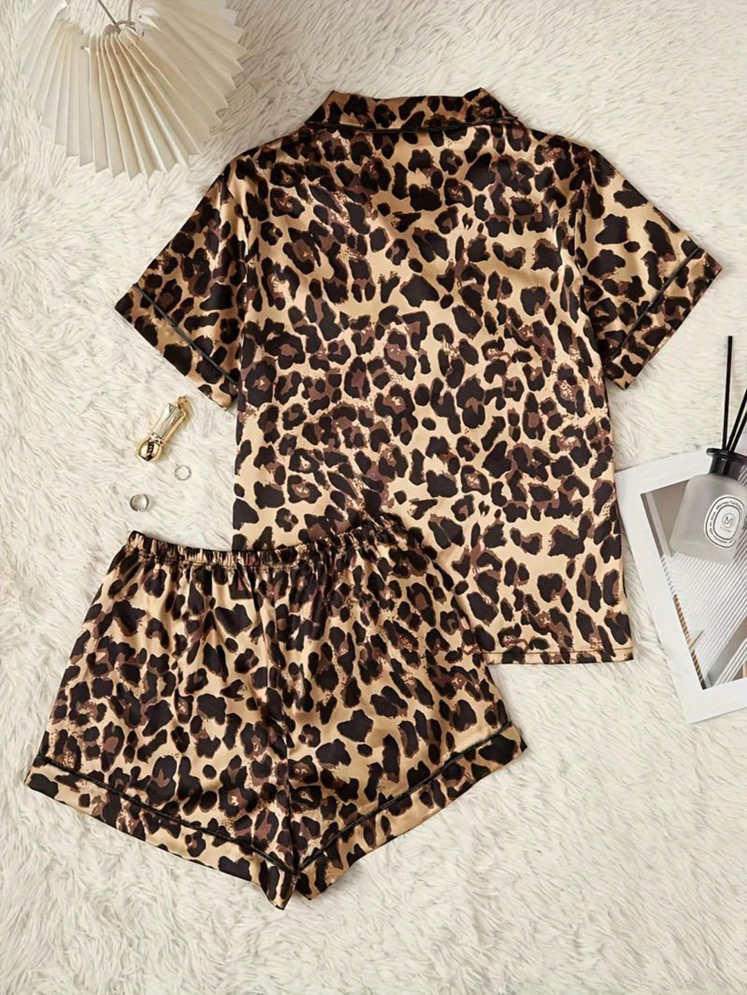 Compleu pijamale SHEIN, mix culori
