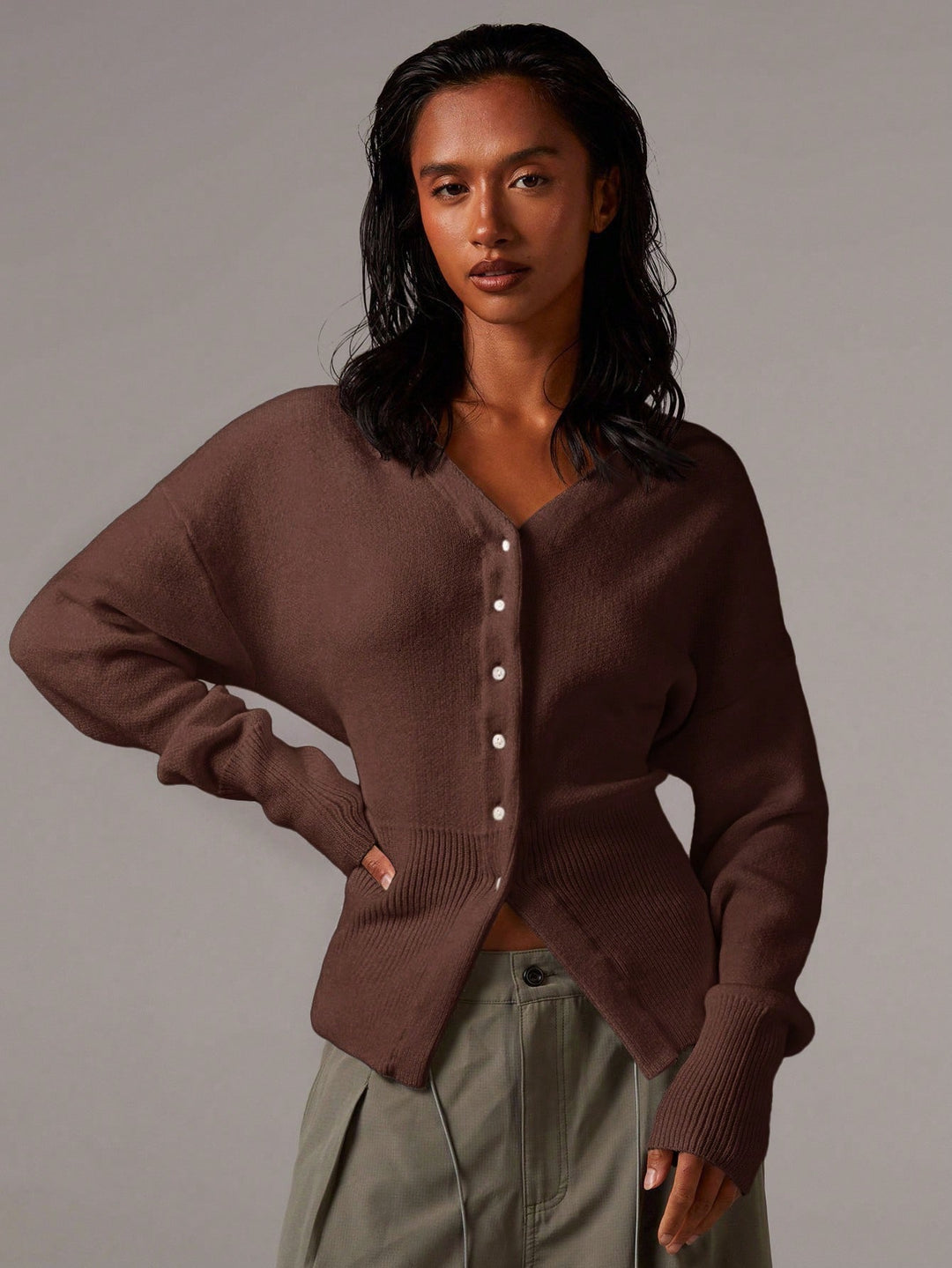 Cardigan SHEIN, maro