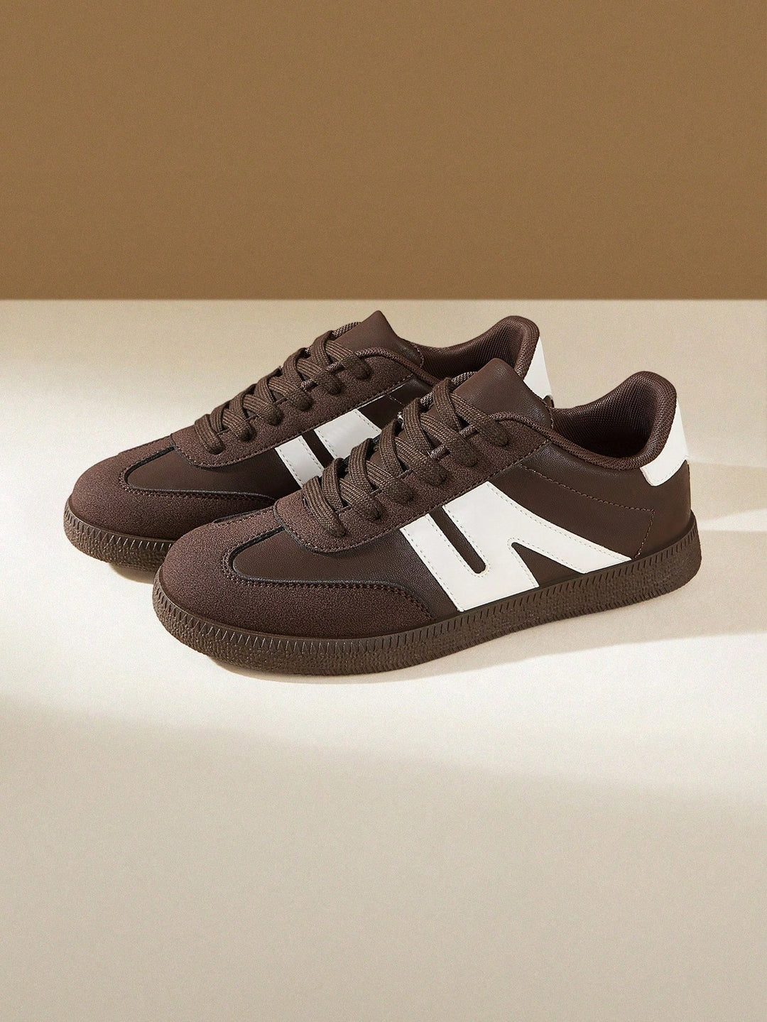 Pantofi sport SHEIN, maro