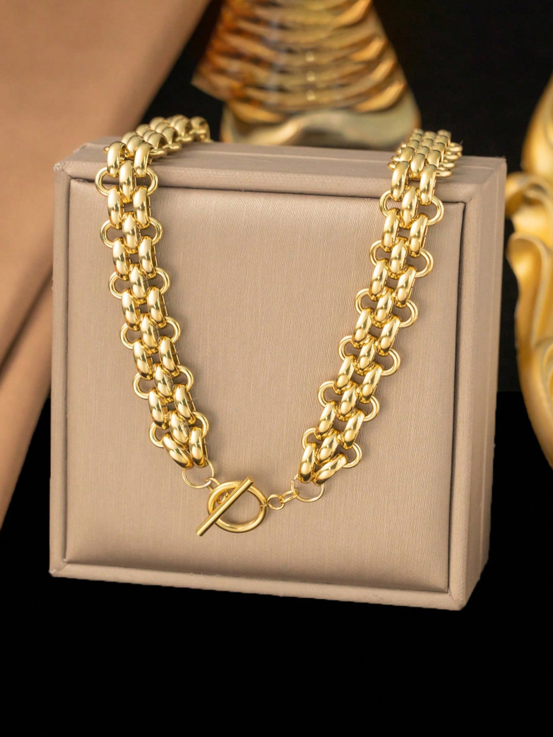 Set de bijuterii SHEIN, auriu