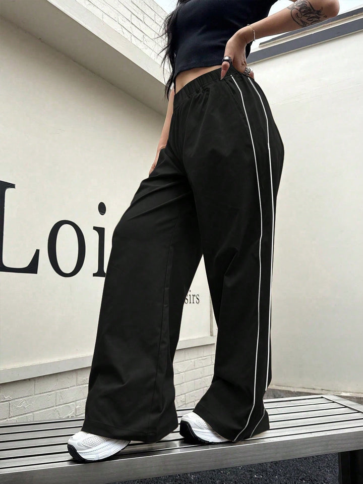 Pantaloni SHEIN, negru