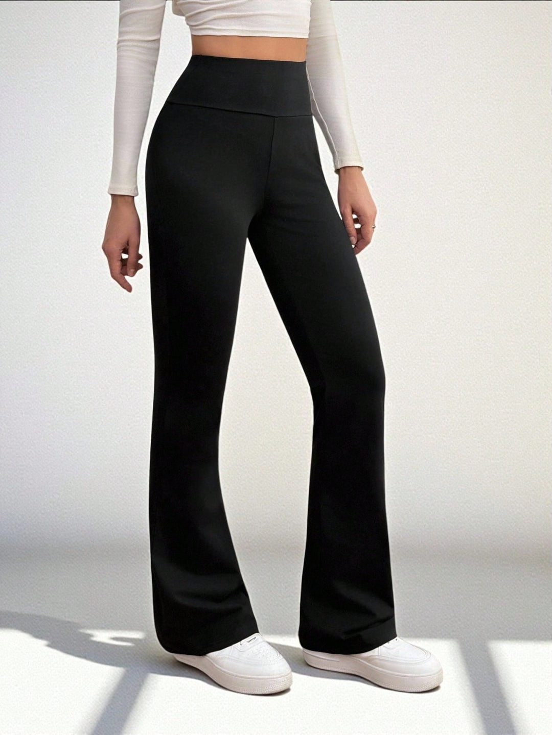 Pantaloni SHEIN, negru