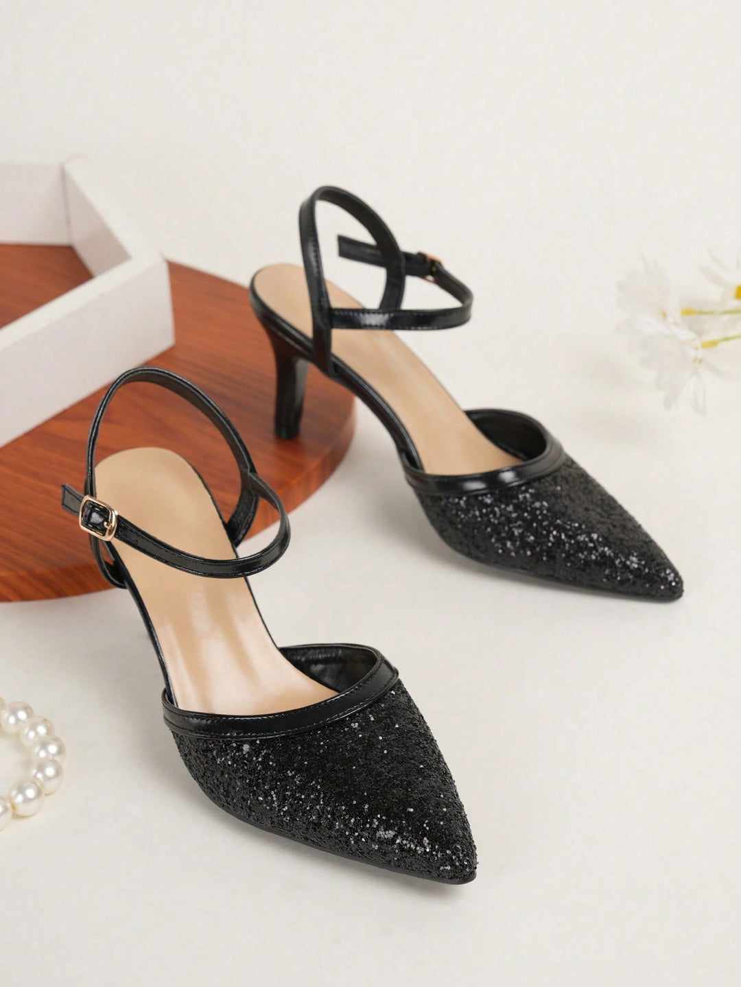 Pantofi cu toc SHEIN, negru