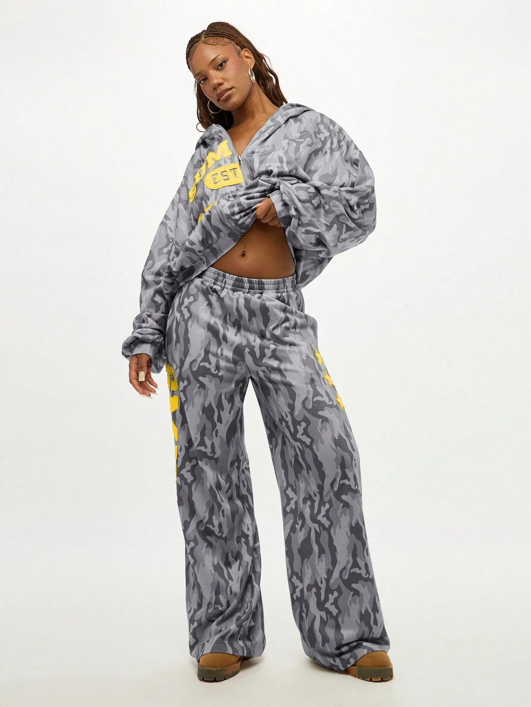Pantaloni SHEIN, mix culori
