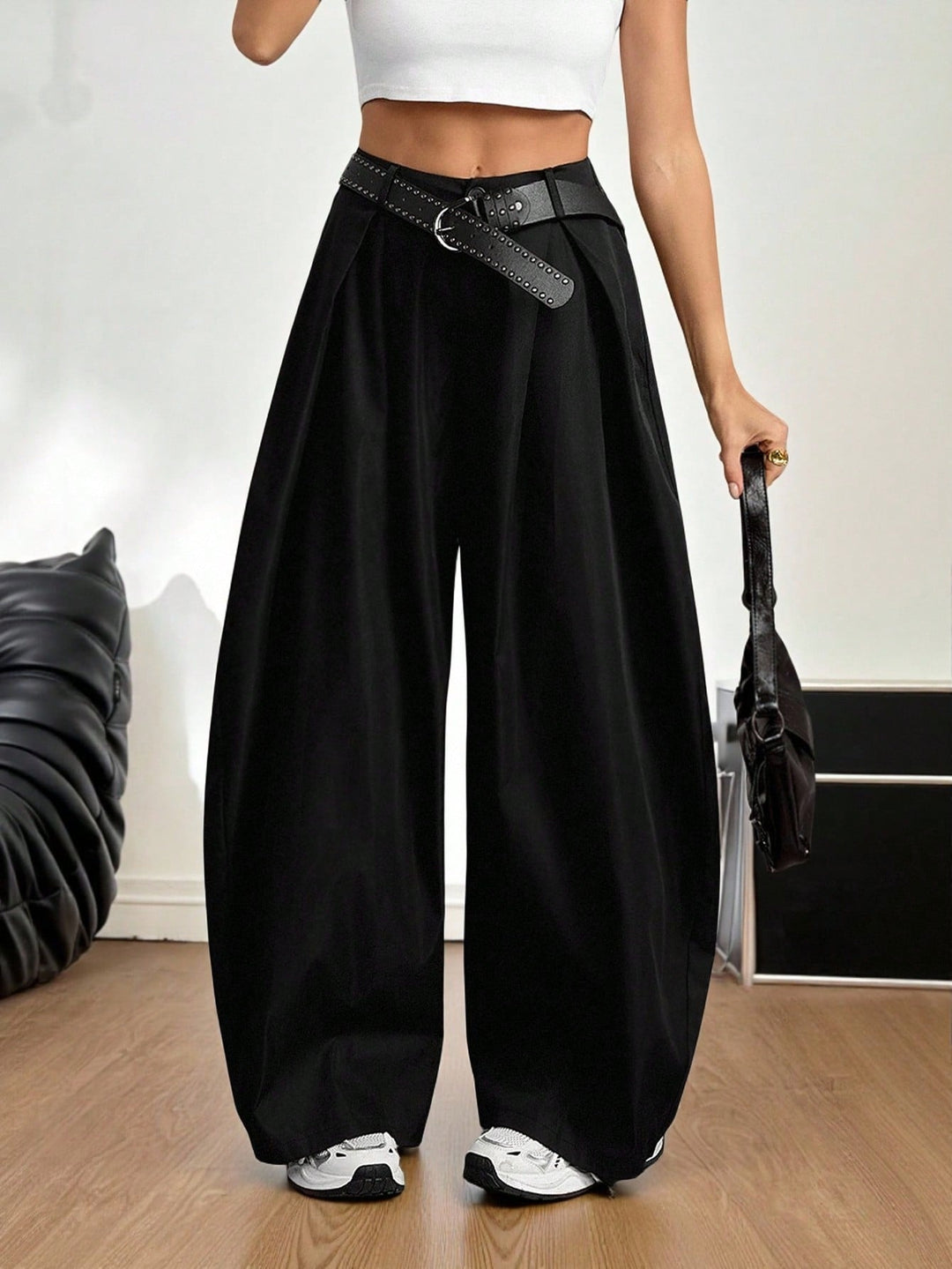 Pantaloni SHEIN, negru