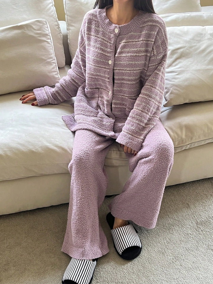Pijama SHEIN, mov