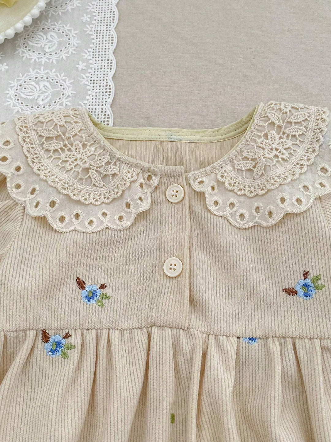 SHEIN ruha, krémszínű