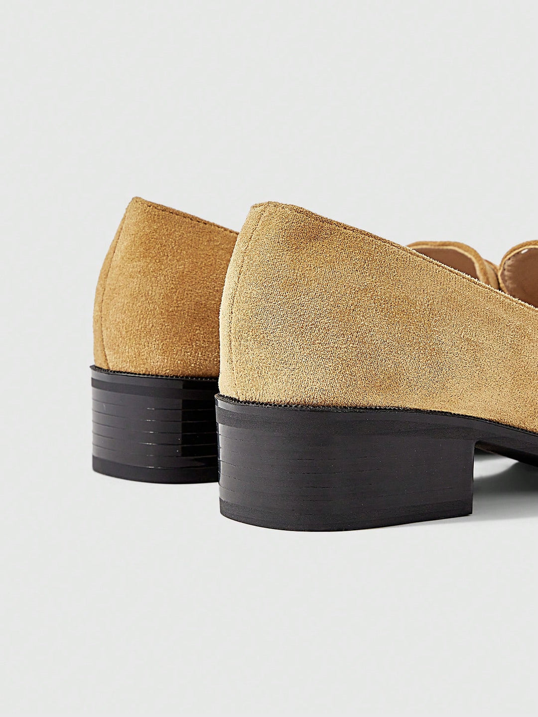 Balerini SHEIN, kaki
