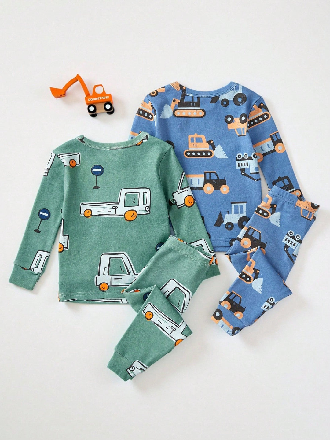 Pijama SHEIN, mix culori